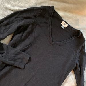 Old Navy black sweater